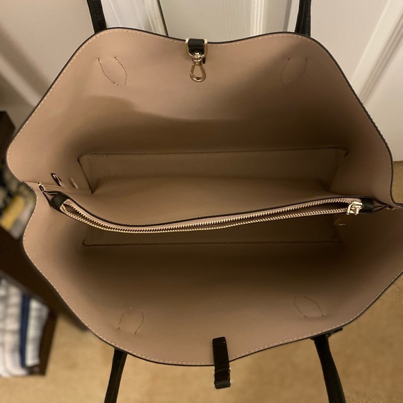 ❌SOLD❌ Kate Spade Leather Bag Large - Picture 4 of 9